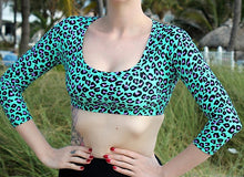 Load image into Gallery viewer, Long sleeve crop top