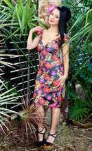 Load image into Gallery viewer, Mai Tiki Cinched Front Puff Sleeve Wiggle Dress

